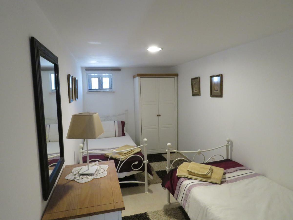Apartment Harmonia Ouzenda